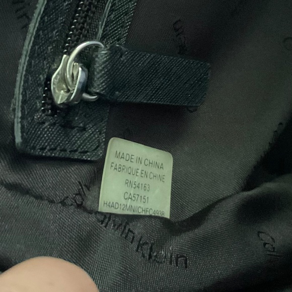 Beautiful Black and White Calvin Klein Shell Handbag - Picture 10 of 10